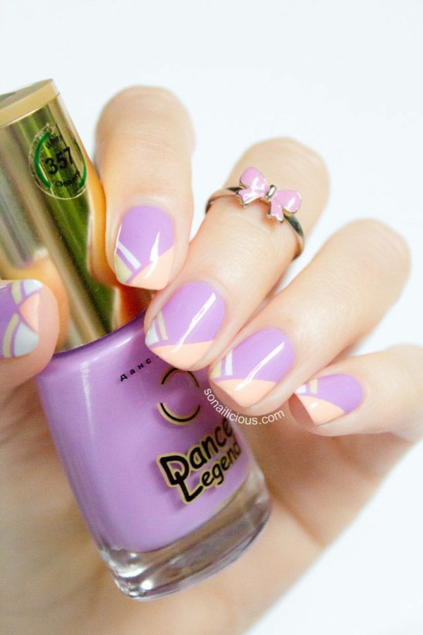 Frasco de esmalte em tons pastel