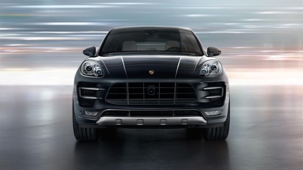 Motor a gasolina preto turbo porsche macan 2015