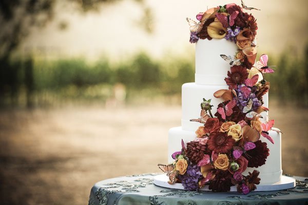 muito-chique-flores-decoradas-bolo-casamento