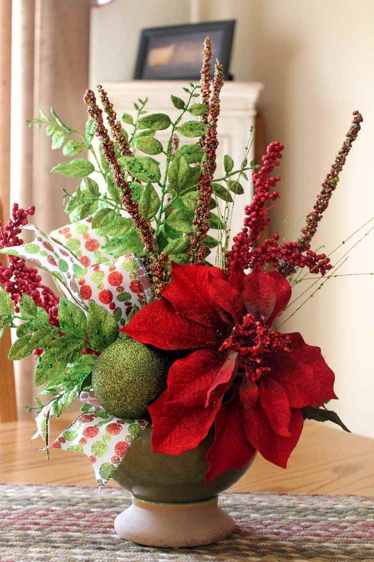 decoração-mesa-natal-vermelho-verde-decorações