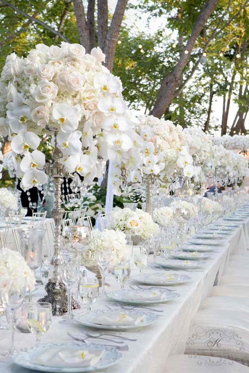 decoração de casamento de inverno arranjo de flores prato de orquídeas