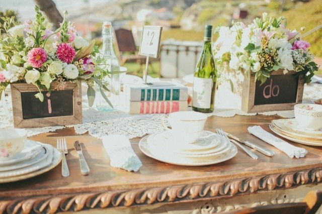 prato-mesa-decoração-flores-clássico-casamento