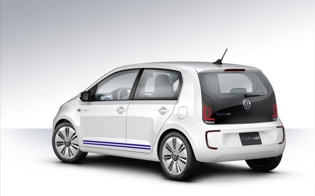 VW twin Up 2013 traseiro 3