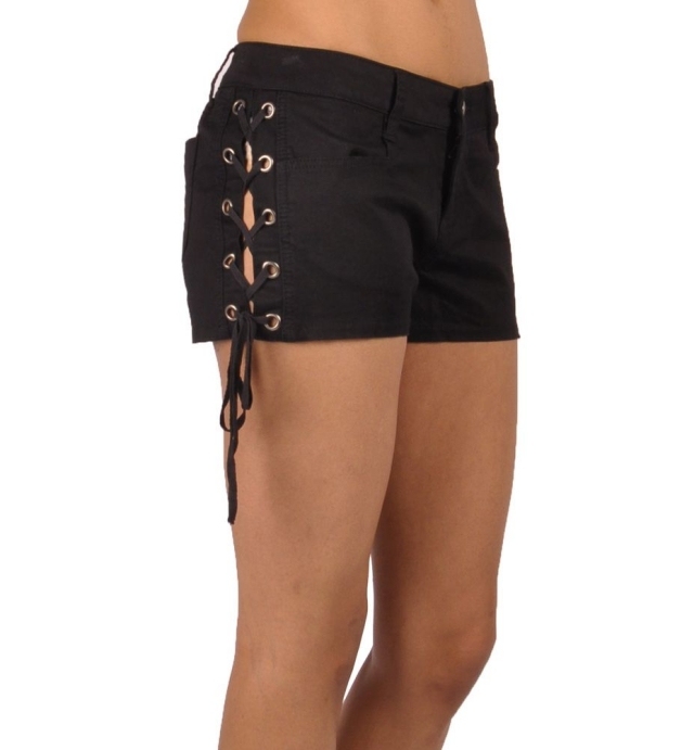 short-black-women-summer-sitn-picture