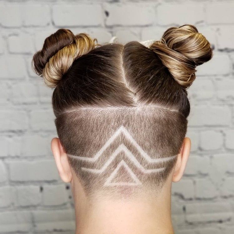 Penteado baixo para mulheres penteados de dois pães Tendências de cabelo