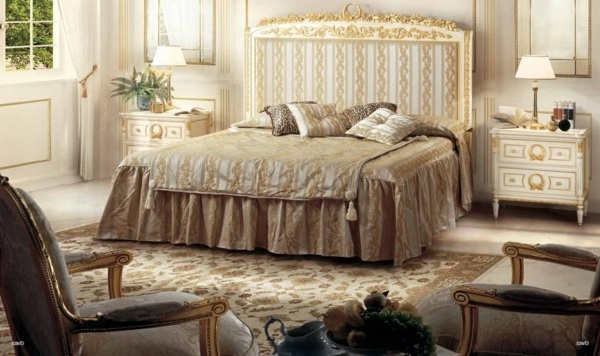 quarto luxuoso-elegante-cama real