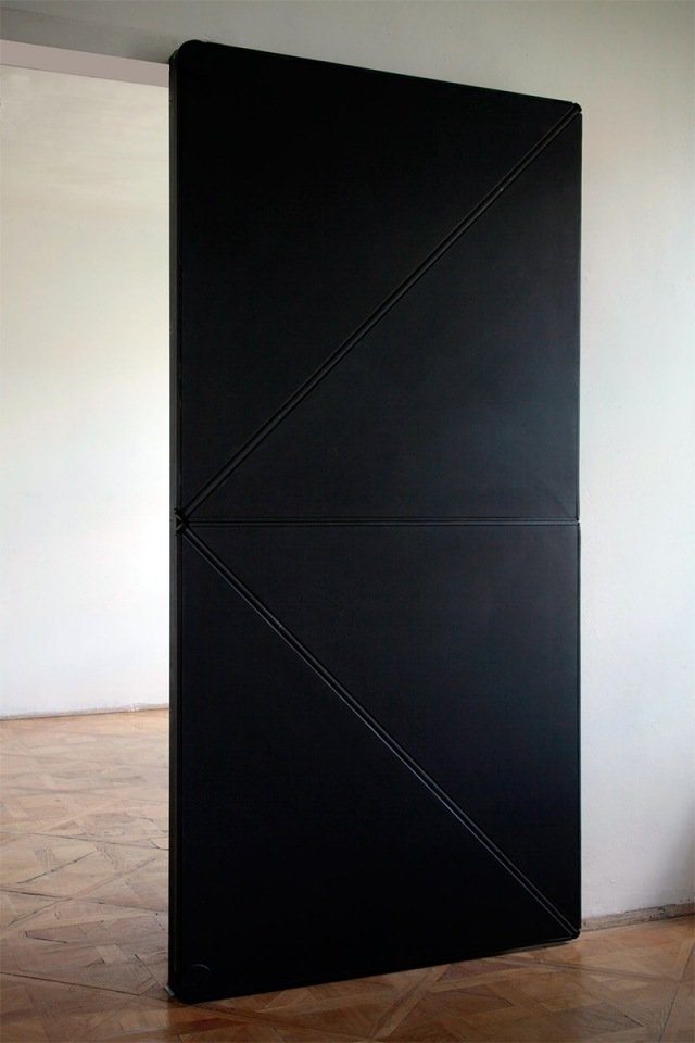 Design da porta preto-moderno triângulo flip painel segmentos-giratório