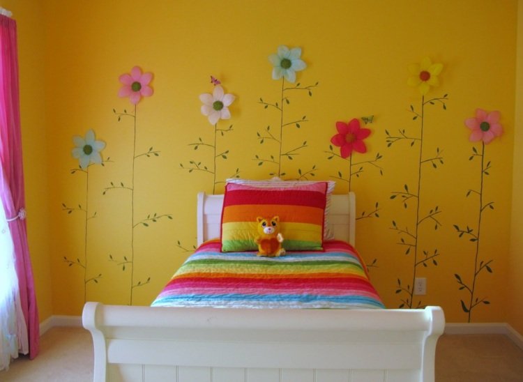 cor e design de parede amarelo flores design roupa de cama colorida