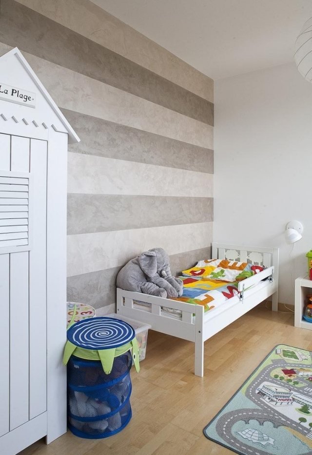 cor e design de parede infantil-ideias-listras-creme-cinza