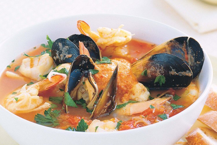 Receita de Culinária com Sopa de Peixe Bouillabaisse Francês