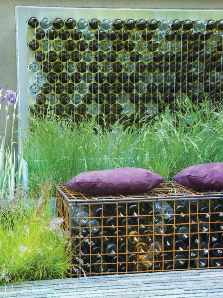 idéias de jardim com utensílios domésticos antigos garrafas de bancada deco parede graeser