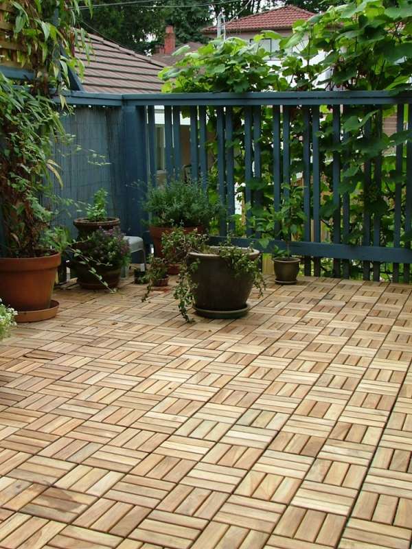 padrão de terraço de azulejos de madeira que se cruzam