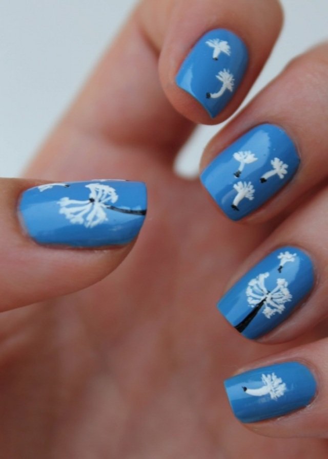 Decoração de unhas-idéias-dente-de-leão-motivo-azul-base casaco-unhas-arte-desenho