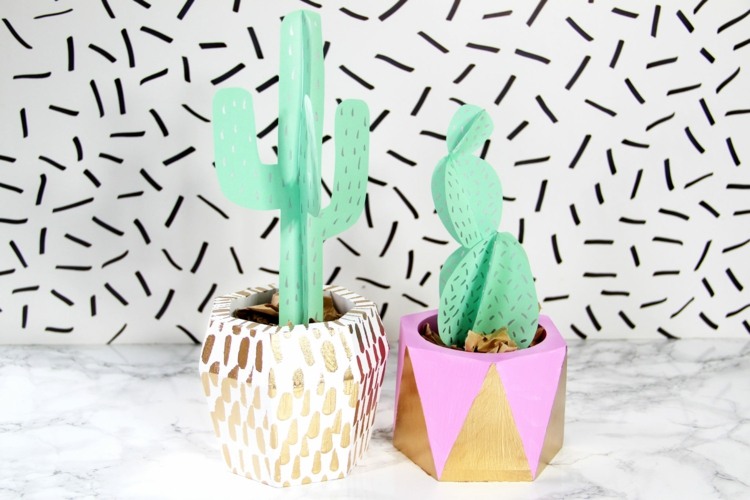 Cactos DIY feitos de papel - ideia de artesanato fácil para crianças e adultos