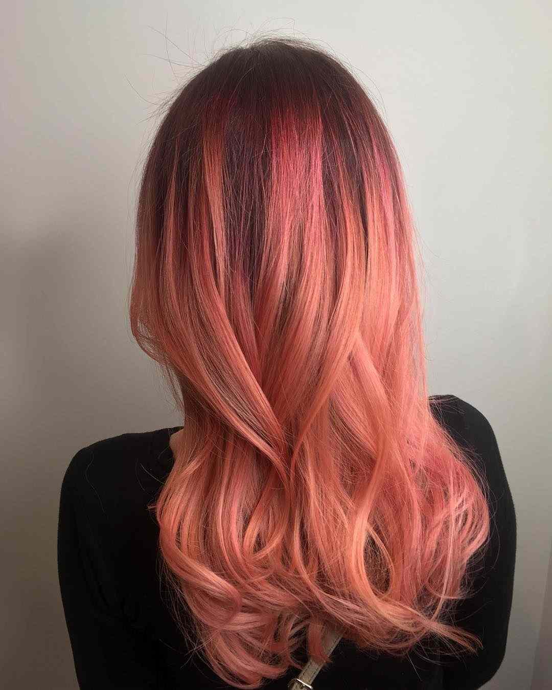 Living Coral Hair Balayage Trend Cor Tendências de Cabelo 2019 Cabelo Comprido