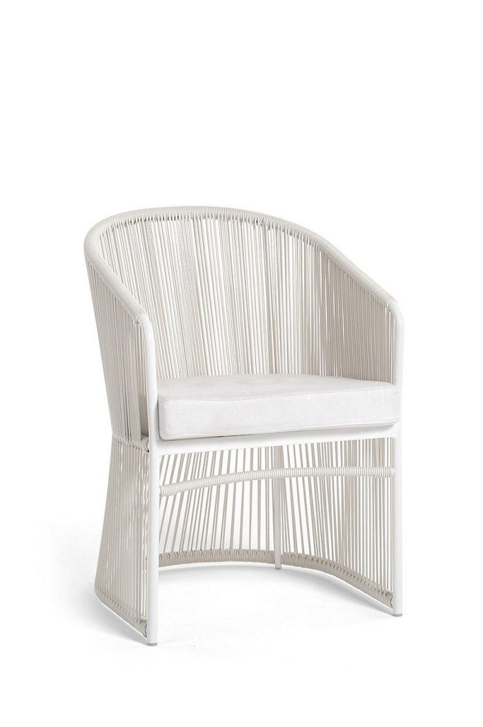 moderno-outdoor-furniture-white-poltrona-visual-lightness-summer-lounge