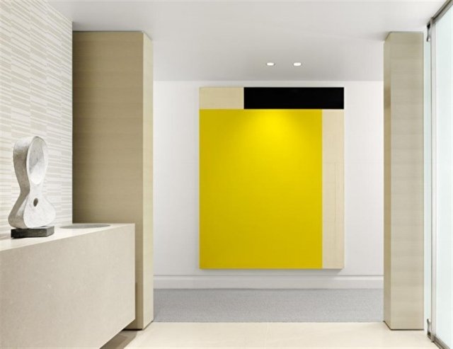 minimalista-art-hall-large-painting-sunny-yellow