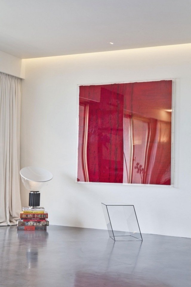 minimalista-art-hall-large-painting-red