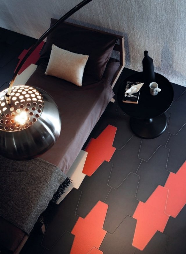 piso de quarto porcelanato vermelho-preto Formação-Grestec-Tiles