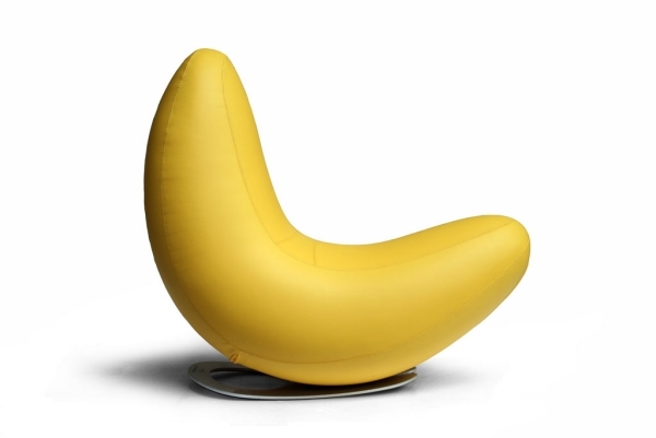 cadeira de balanço moderna design de couro amarelo banana