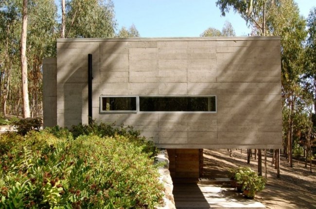 casa moderna com telhado plano chile floresta lajes de concreto base de madeira