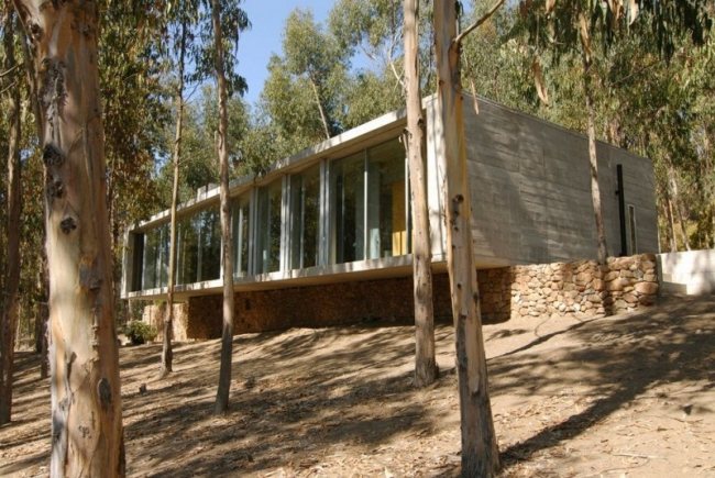 ônibus casa construção chile floresta paisagem fachada de vidro encosta