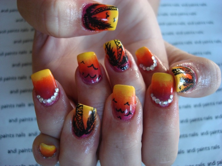 Nail-Design-Summer-sunset-palm-strass