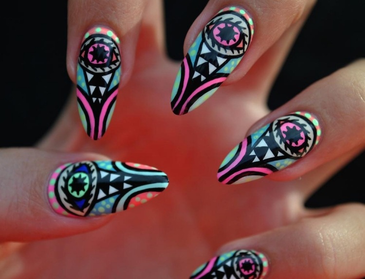 Nail-design-summer-astec-pattern-stiletto-nail