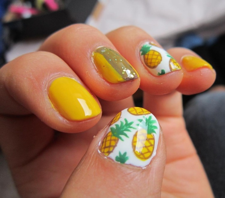 desenho de unhas desenho de verão abacaxi esmalte amarelo