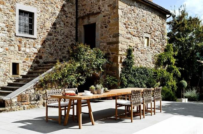 outdoor-lounge-dining-table-retangular-com-quadro de quatro patas-Vis-à-vis-Collection