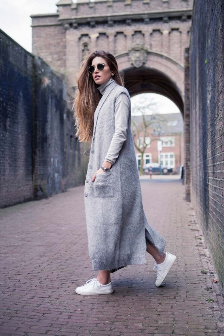 outfit-ideas-cardigans-oversize-grey-long-mohair-sneakers-white-sporty