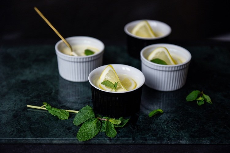 Limoncello panna cotta preparação de limão