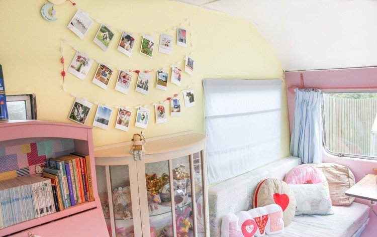 polaroid photos deco infantil quarto-maedchenzimmer-pink-yellow-photo wall