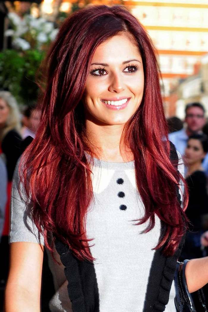 ruivo-cereja-cabelo-repartido-penteado-cheryl-cole