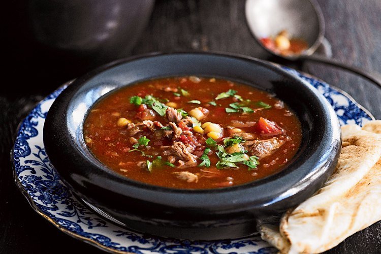 Receita de sopa marroquina Harira com tomate